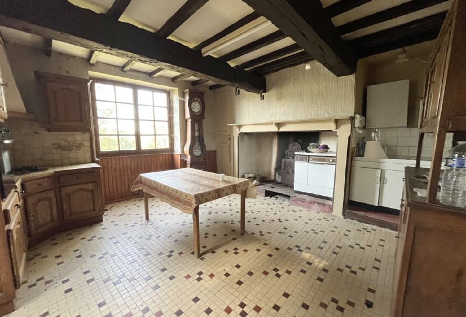 Maison en pierre de 4 pièces principales — photo 1