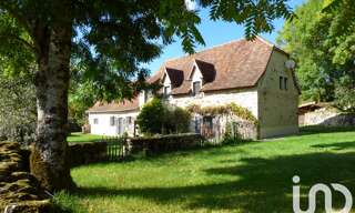 Maison 8 Pièces 190 m² à vendre à Saint-Simon (46320)