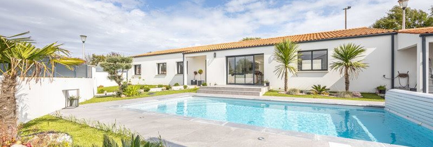 Maison 6 Pièces 149 m² à vendre à Cram-Chaban (17170)