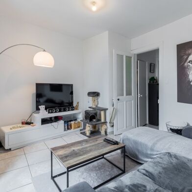 Appartement 2 pièces 98771 €