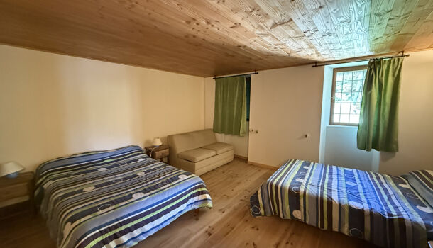 Propri&eacute;t&eacute; 8 pièces  à vendre Uvernet-Fours 04400