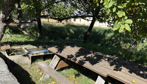 Propri&eacute;t&eacute; 8 pièces  à vendre Uvernet-Fours 04400