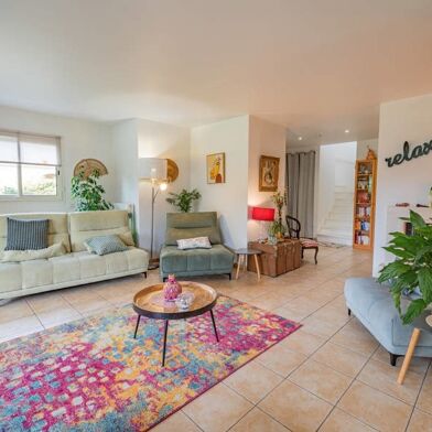 Maison 7 pièces 549000 €