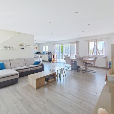 Maison 4 pièces 299000 €