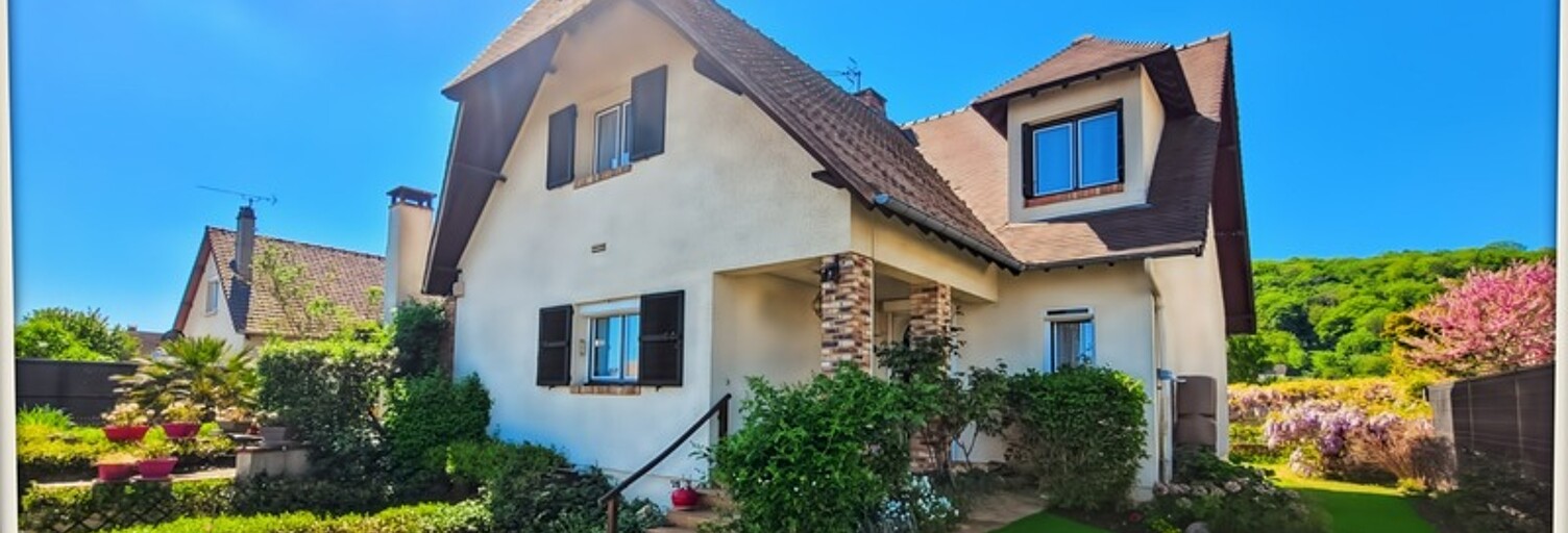 Maison 6 Pièces 160 m² à vendre à Les Trois Lacs (27940)