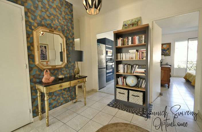 Appartement T3 avec balcons - PERPIGNAN / AIMÉ GIRAL (66000) — photo 2