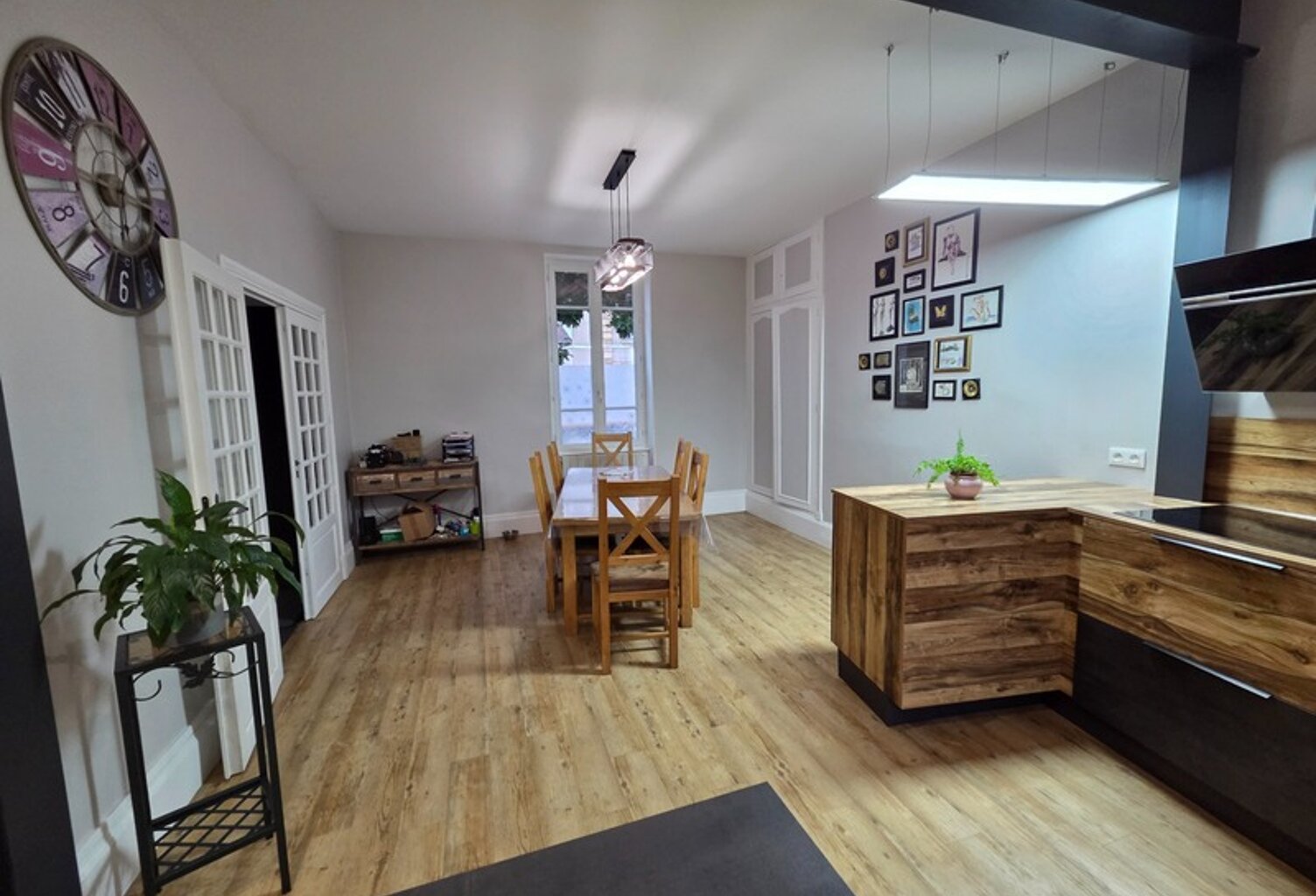 Maison de ville rénovée – 5 chambres – cœur de Moulins — photo 1