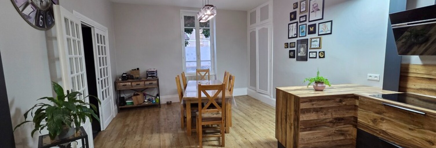 Maison 12 Pièces 209 m² à vendre à Moulins (03000)