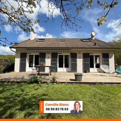 Maison 5 pièces 296400 €