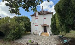 Maison 8 Pièces 220 m² à vendre à Cuzion (36190)