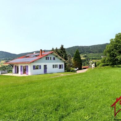 Maison 8 pièces 332500 €