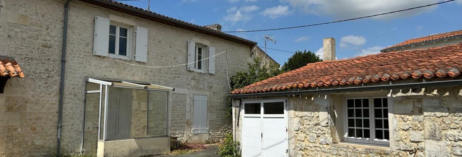 Maison 5 Pièces 111 m² à vendre à Sainte-Gemme (17250)