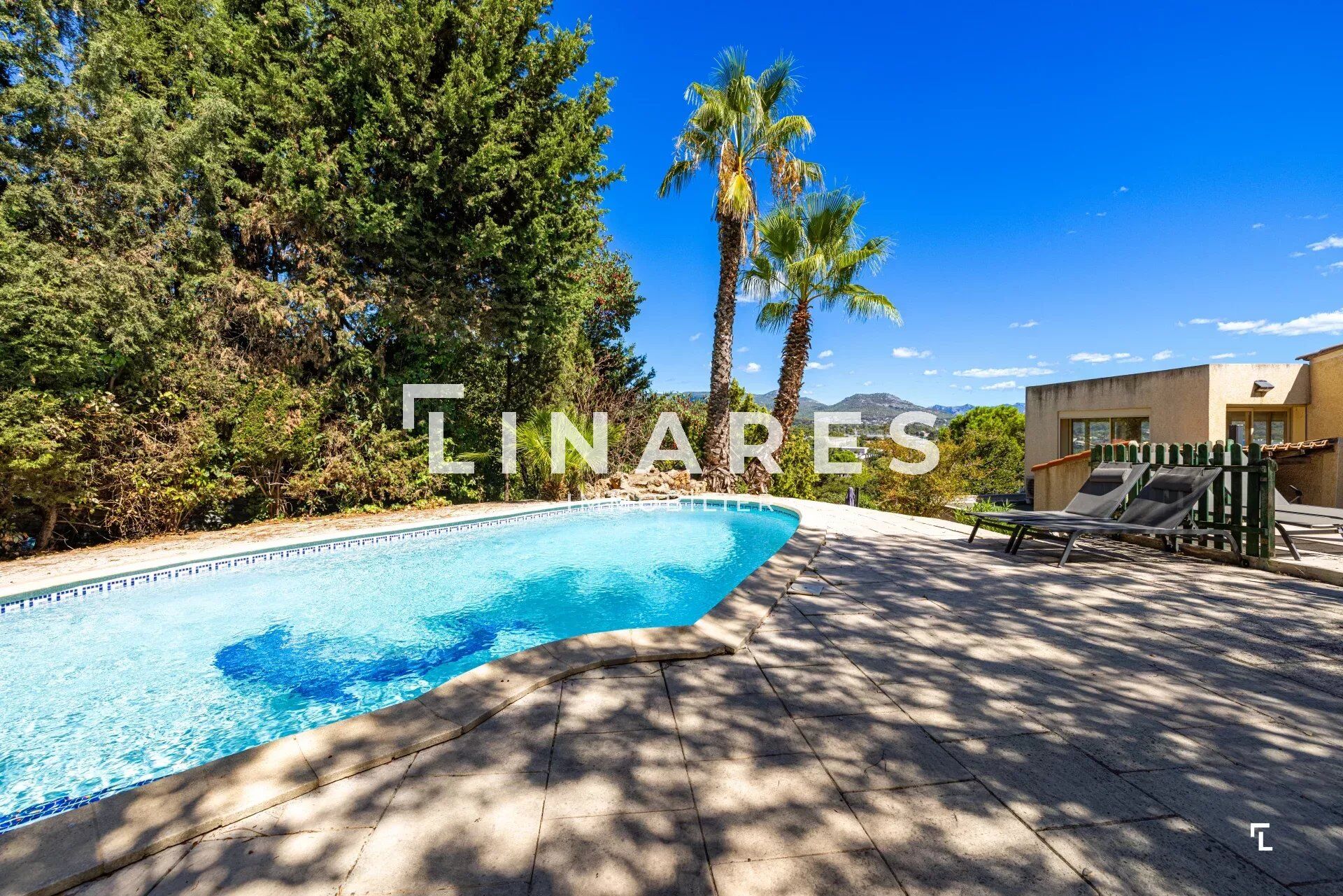 Villa / Maison  T6 à vendre Marseille 11eme 13011