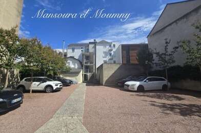 Maison 25 pièces 2000000 €