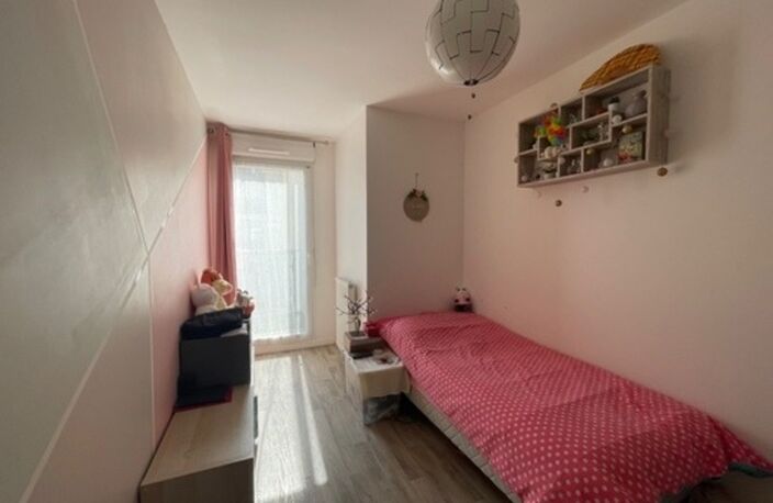 Appartement T3 á vendre, 3 pièces PLAISIR (78370) — photo 4