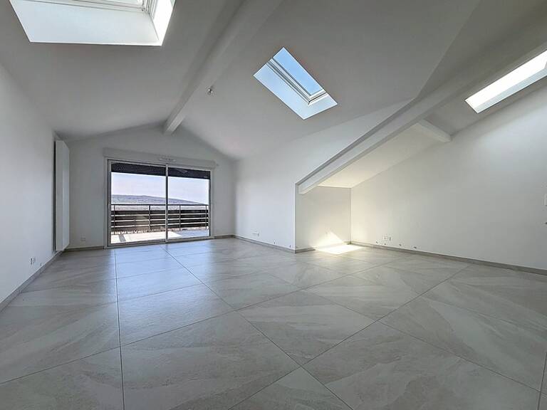 Appartement T4 attique 100m2 à vendre - BRENTHONNE (74) — photo 1