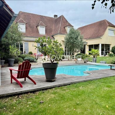 Maison 8 pièces 795000 €