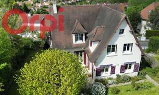 Maison 6 Pièces 130 m² à vendre à Aigremont (78240)