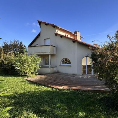 Maison 7 pièces 349000 €