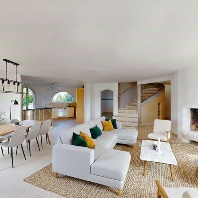 Maison 7 pièces 349000 €