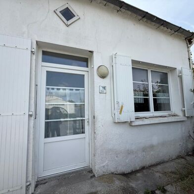 Maison 2 pièces 97500 €