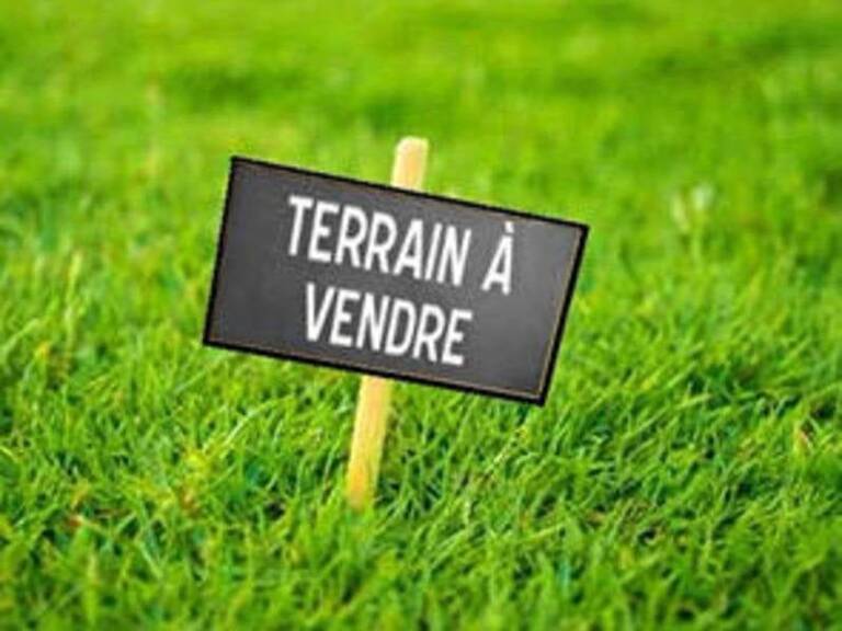 Terrain À Vendre — photo 1
