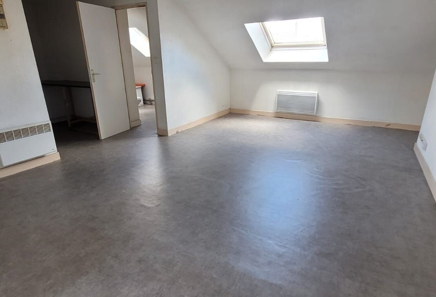 Appartement À Vendre — photo 1