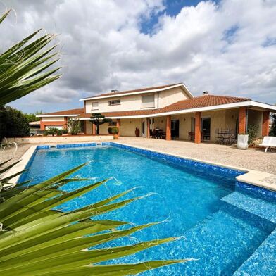 Maison 6 pièces 945000 €