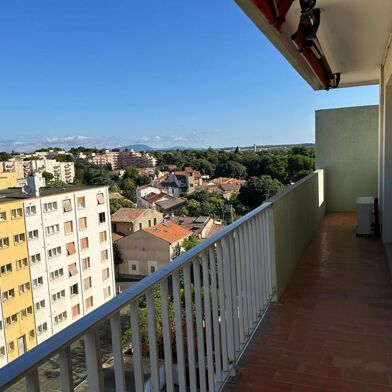 Appartement 5 pièces 266000 €