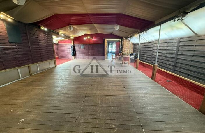 Local d'activités de 2190m2 a vendre SAINT DENIS — photo 2