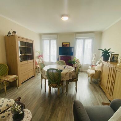 Appartement 4 pièces 147900 €