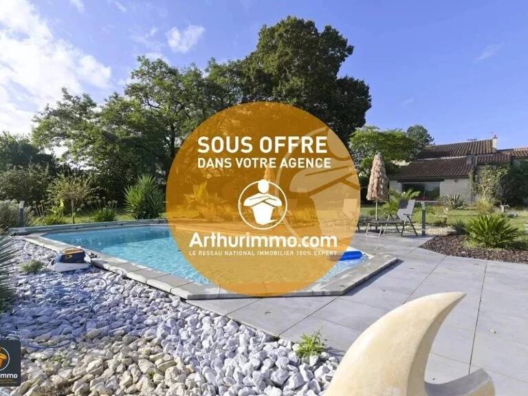 Maison 230m² avec piscine à La Rochénard — photo 1