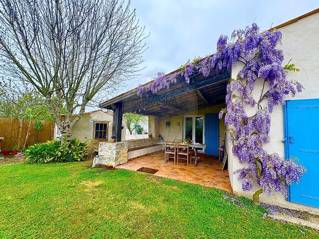 Villa / Maison  T5 à vendre Étaules 17750