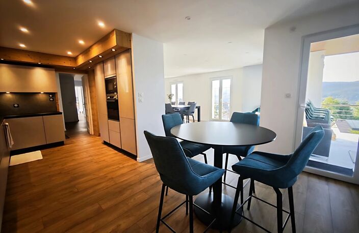 Gerardmer Rare chalet 254 m2 vue Imprenable sur le lac secteur p — photo 4