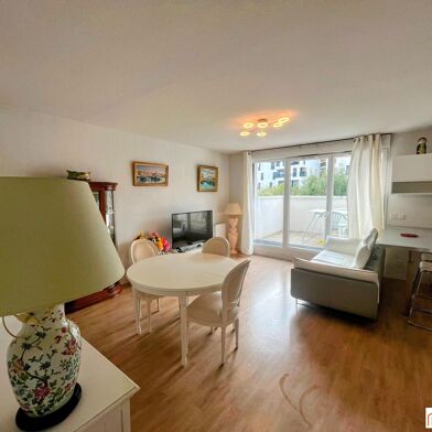 Appartement 3 pièces 196300 €