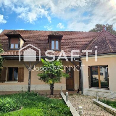 Maison 8 pièces 215000 €