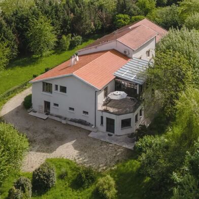 Maison 12 pièces 1200000 €