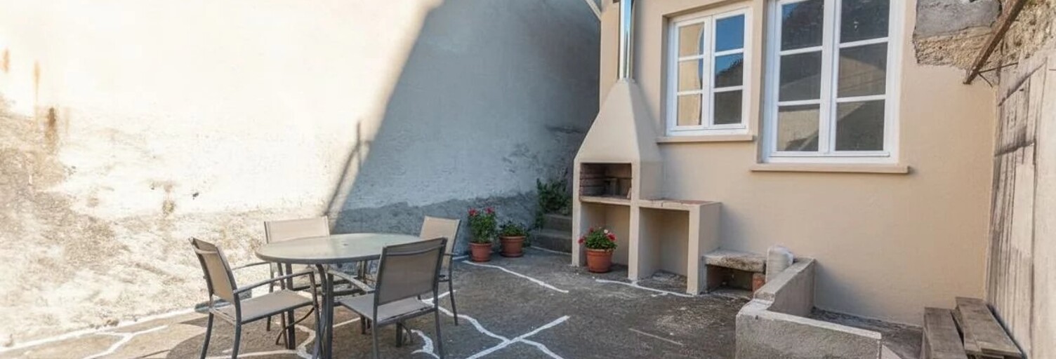 Maison 6 Pièces 97 m² à vendre à Thiers (63300)