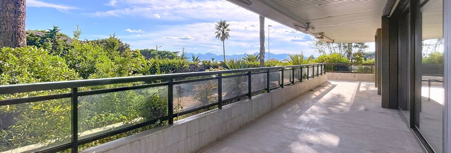Appartement 8 Pièces 273 m² à vendre à Cannes (06400)
