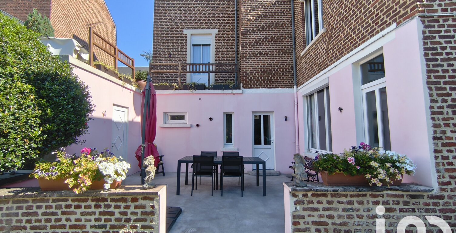 Vente Maison/villa 8 pièces — photo 1
