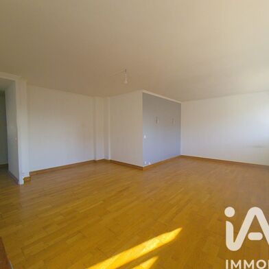 Appartement 5 pièces 215000 €