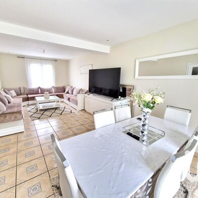 Maison 7 pièces 212900 €