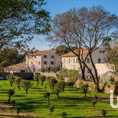 Maison 13 pièces 7500000 €