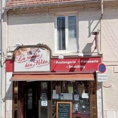 Commerce  126500 €