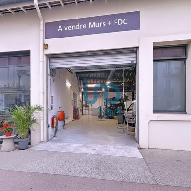 Commerce  525000 €