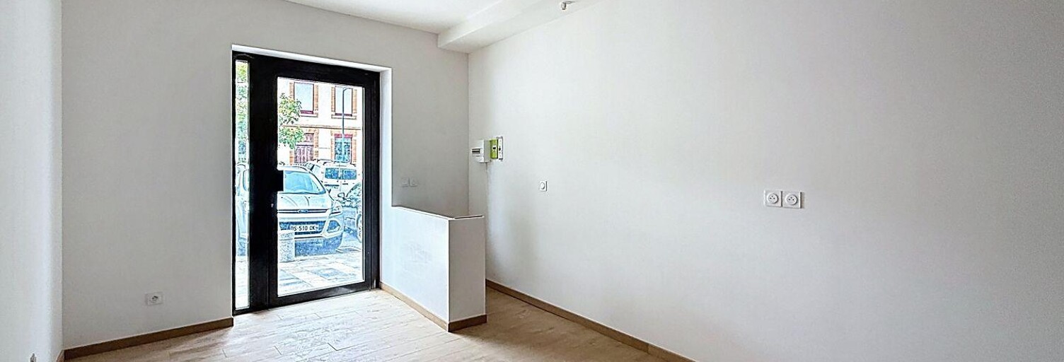 Commerce  35 m² à louer à Cornebarrieu (31700)