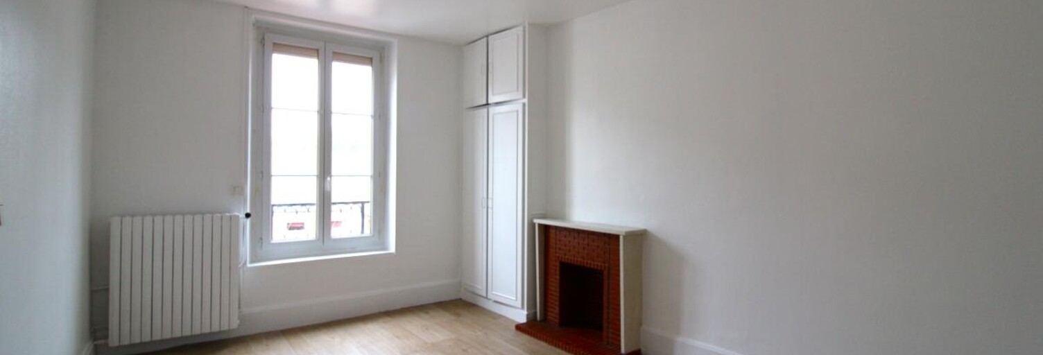 Maison 3 Pièces 115 m² à louer à Lorris (45260)