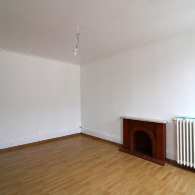 Maison 3 pièces 545 €