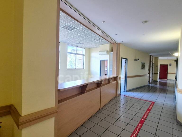 Réelle Opportunité en exclusivité – Baisse de Prix ! Locaux / Bureaux à Tarbes — photo 1