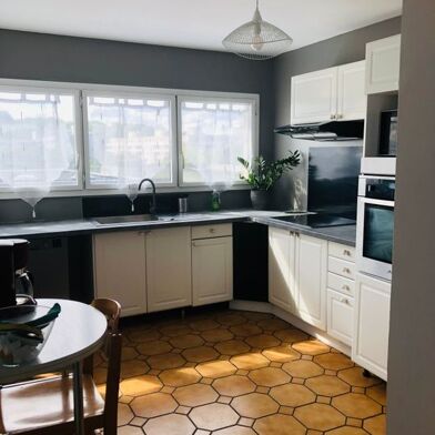 Appartement 1 pièces 750 €